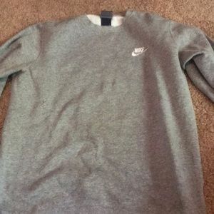 I’m selling a Nike Long sleeve T-shirt